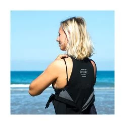 Combinaison Surf Femme Soöruz Divine BackZip 4/3mm Noir / Bordeaux -Nautiques Sports Magasin combinaison surf femme sooruz divine backzip 4 3mm noir bordeaux 4